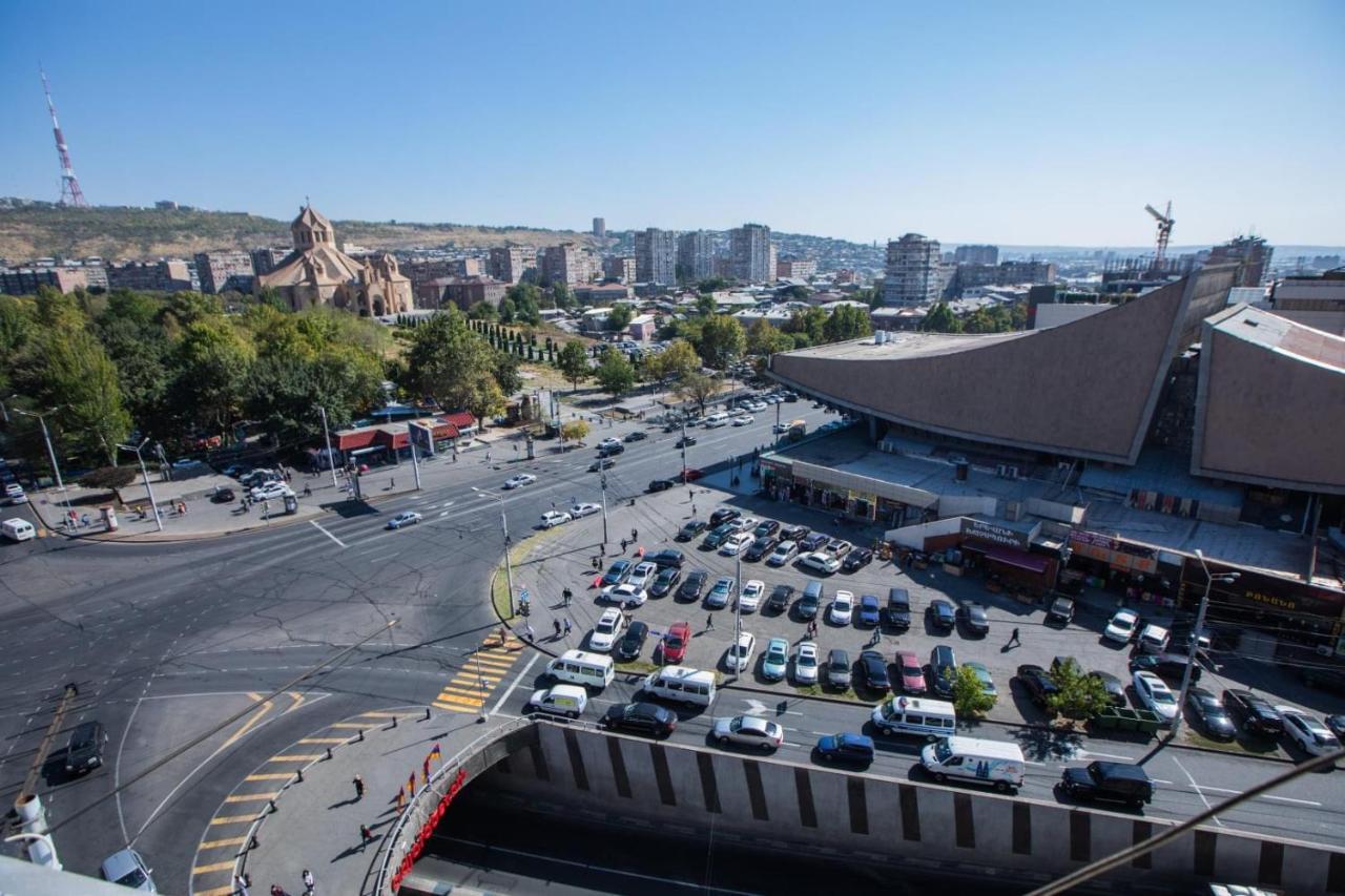 Yereone Hotel Apartment Erivan Dış mekan fotoğraf