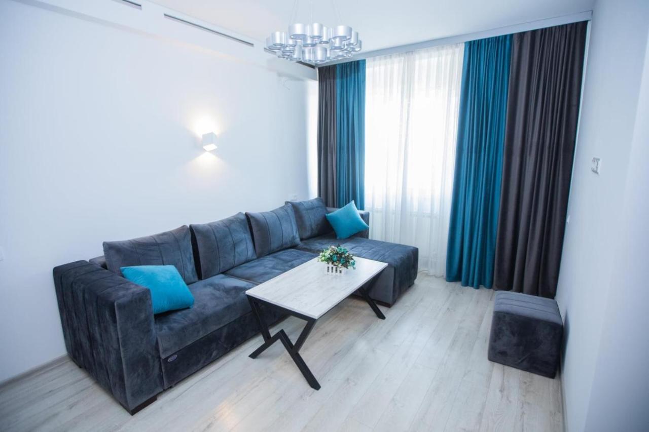 Yereone Hotel Apartment Erivan Dış mekan fotoğraf