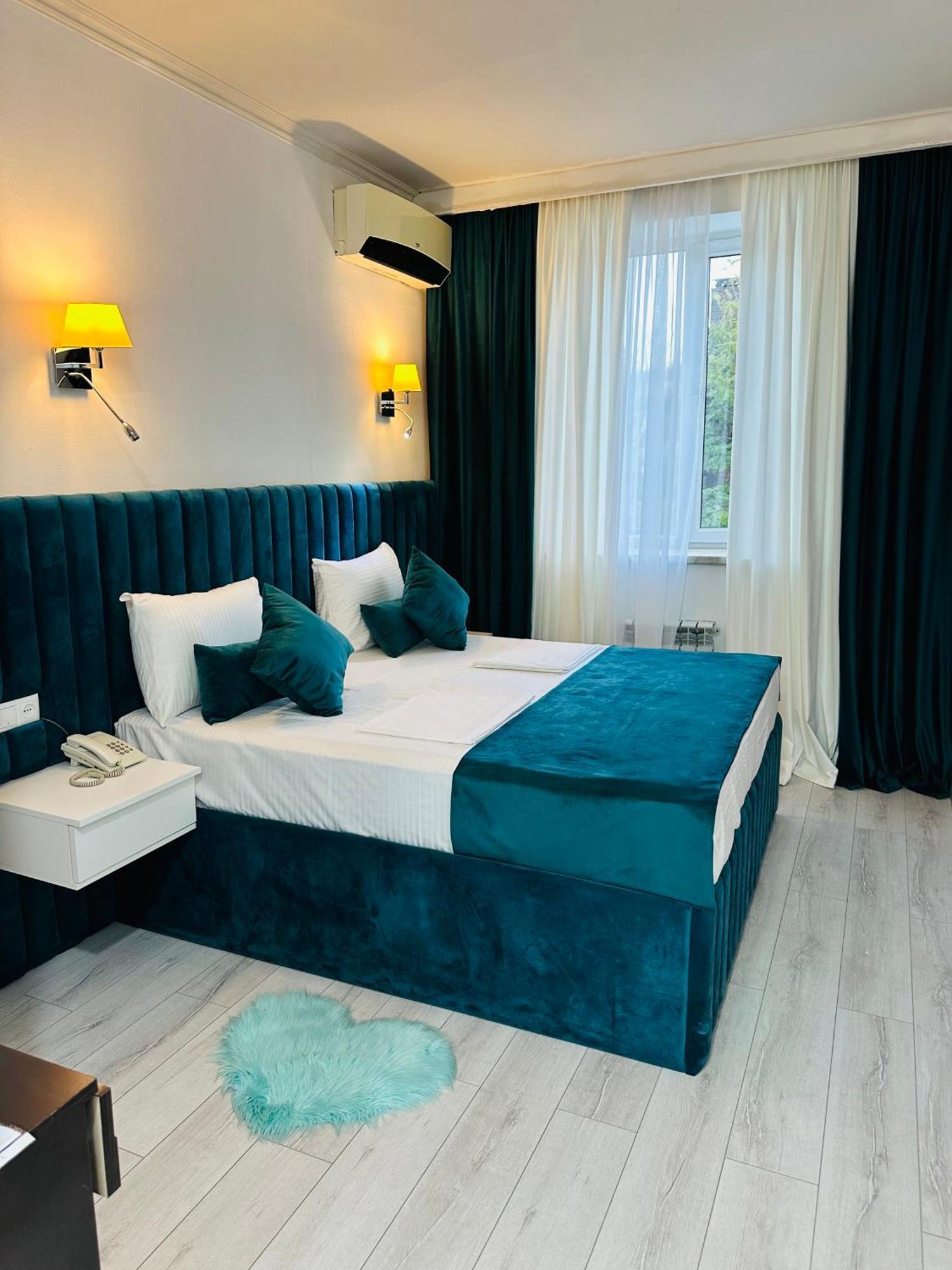 Yereone Hotel Apartment Erivan Dış mekan fotoğraf