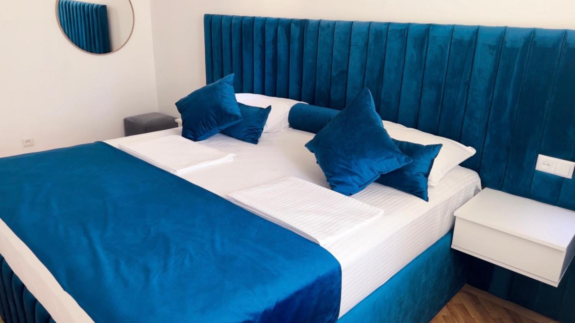 Yereone Hotel Apartment Erivan Dış mekan fotoğraf